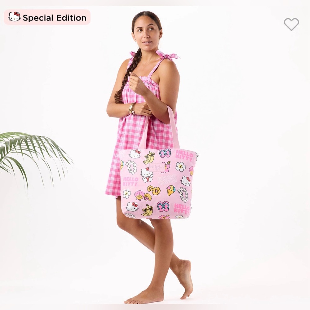 Hello Kitty Pink Tote Bag Hawaii Icons Day Tripper Travel Carry-On NWT - Picture 6 of 9